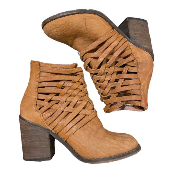 Free People Carrera Tan Strappy Brown Suede Woven Distressed Boots Size 37 6.5 - Picture 3 of 9